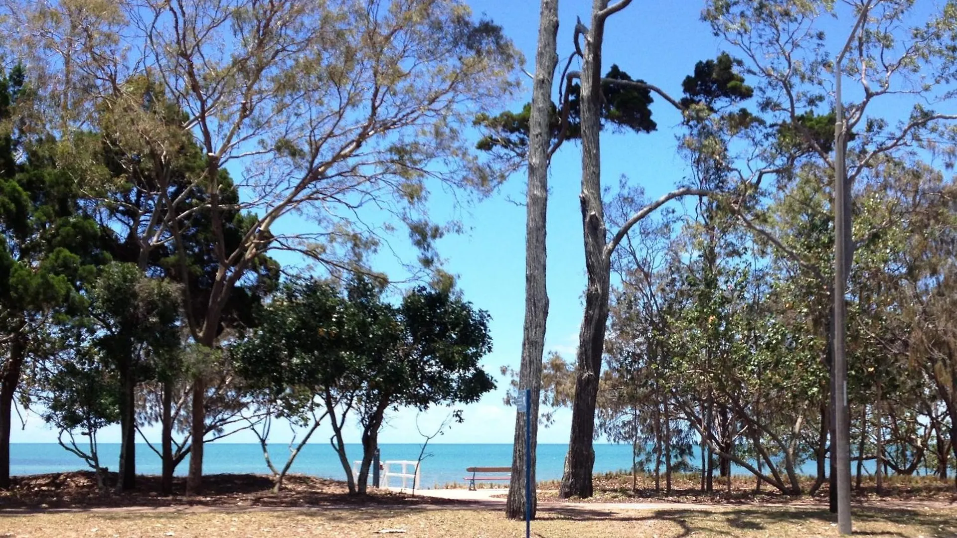 ***  Coconut Palms On The Bay Aparthotel Hervey Bay Australia