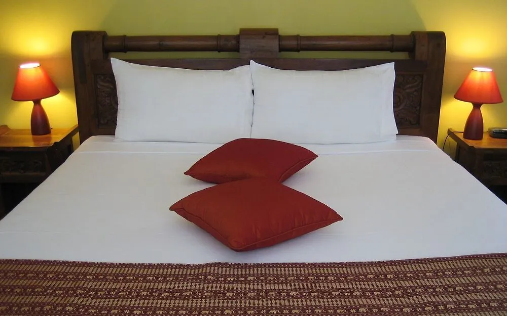 Coconut Palms On The Bay Aparthotel Hervey Bay