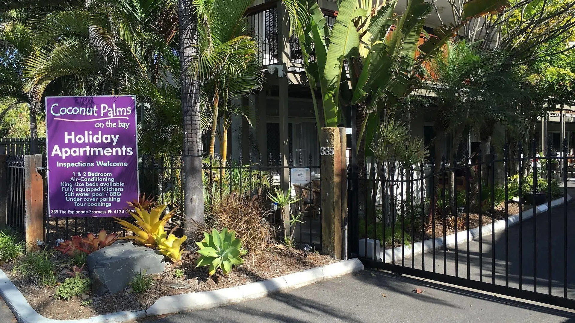 Coconut Palms On The Bay Aparthotel Hervey Bay